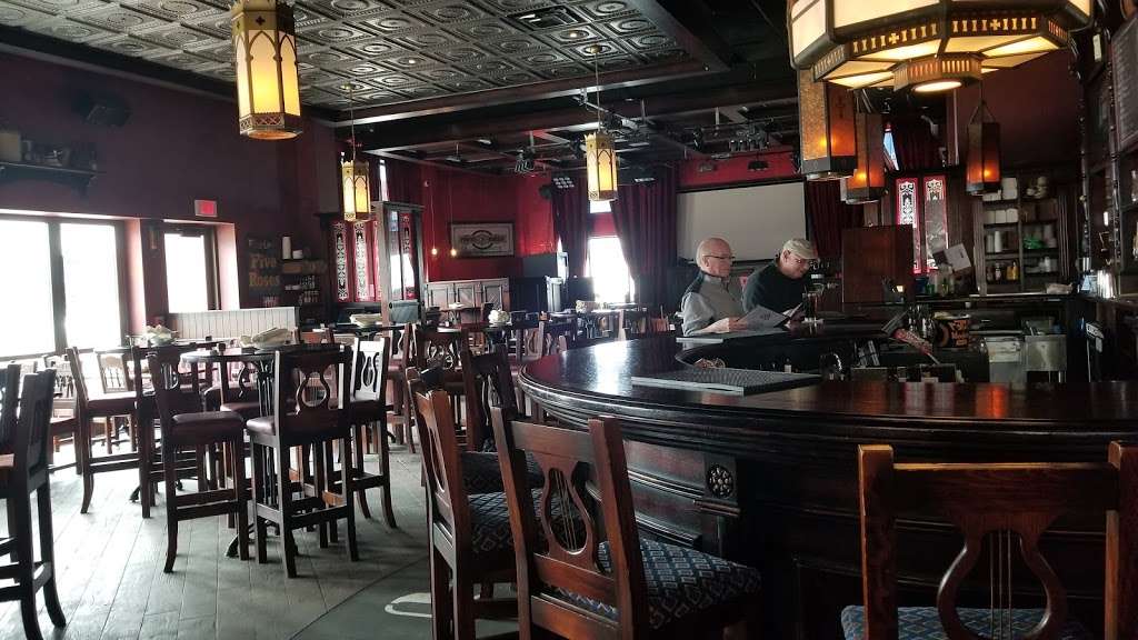 Five Roses Pub | 5509 Park Pl, Rosemont, IL 60018, USA | Phone: (847) 233-0077