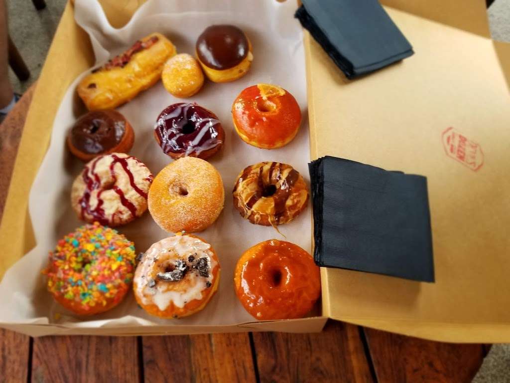 Devils Dozen Donut Shop | 2001 Kettner Blvd, San Diego, CA 92101, USA | Phone: (619) 780-0914