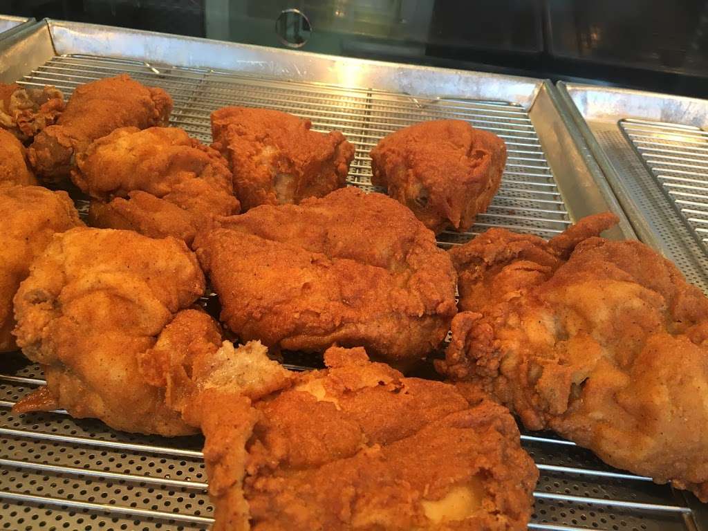 Northfleet Fried Chicken | 175 High St, Northfleet, Gravesend DA11 9HG, UK | Phone: 01474 537861