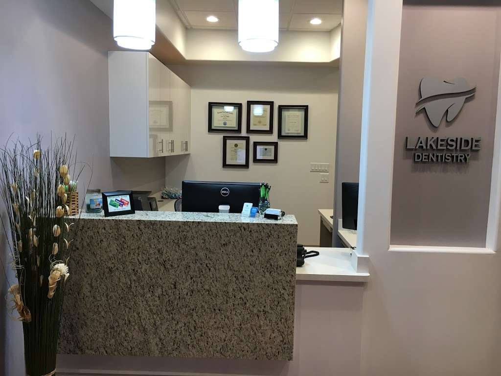 Lakeside Family Dentistry | 9202 Barker Cypress Rd #115, Cypress, TX 77433 | Phone: (281) 861-0440