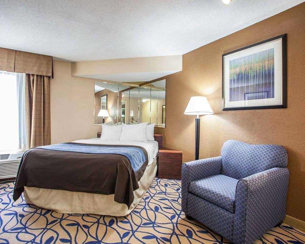 Comfort Inn | 1500 IL-50, Bourbonnais, IL 60914 | Phone: (815) 401-5043