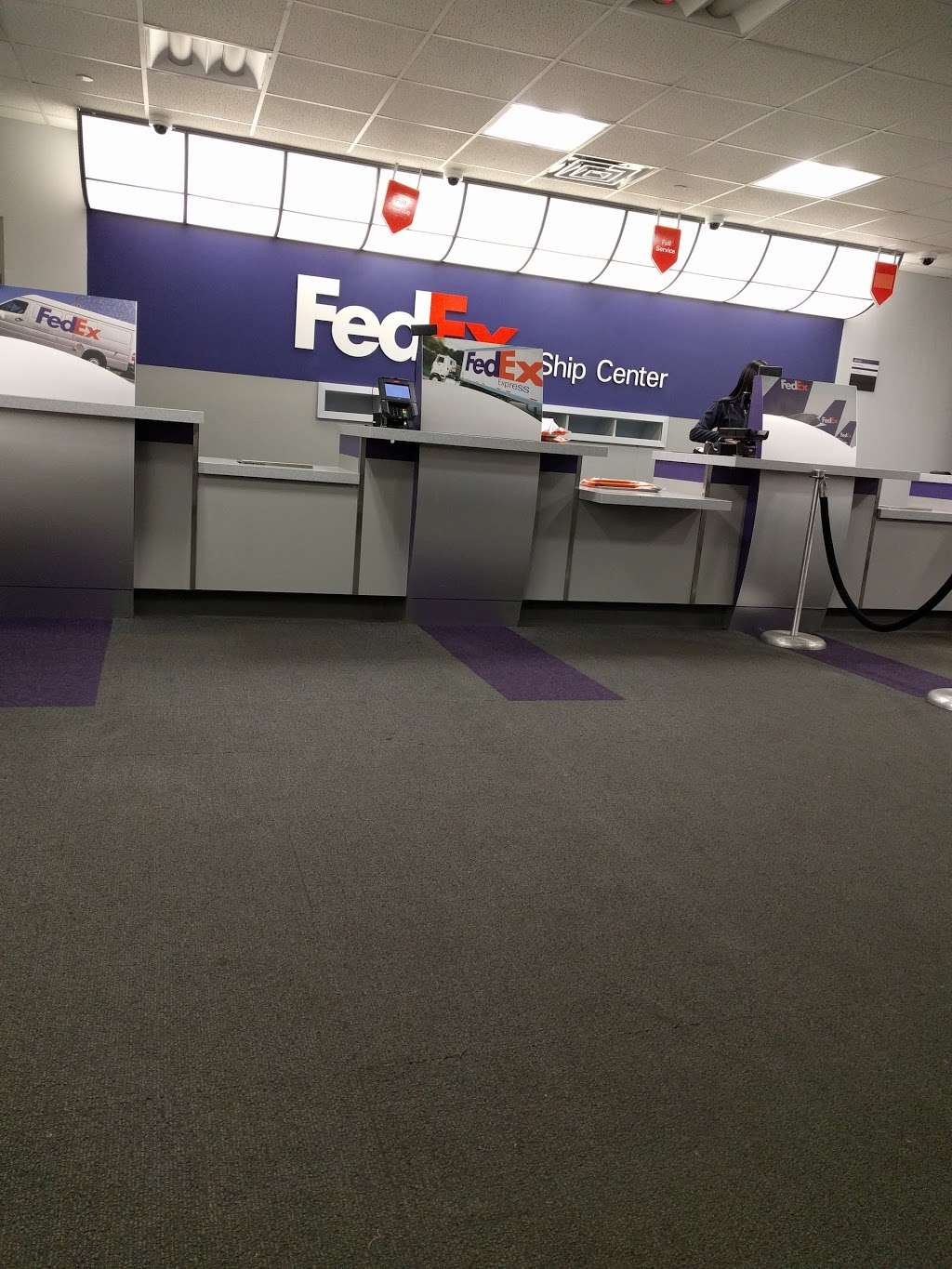 FedEx Ship Center | 100 Redneck Ave, Moonachie, NJ 07074, USA | Phone: (800) 463-3339