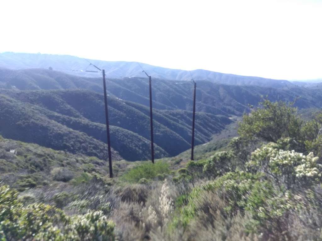 3 Red Poles | Pacifica, CA 94044, USA