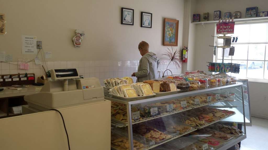 Kyjs Bakery | 3372 Chichester Ave, Boothwyn, PA 19061, USA | Phone: (610) 494-1962