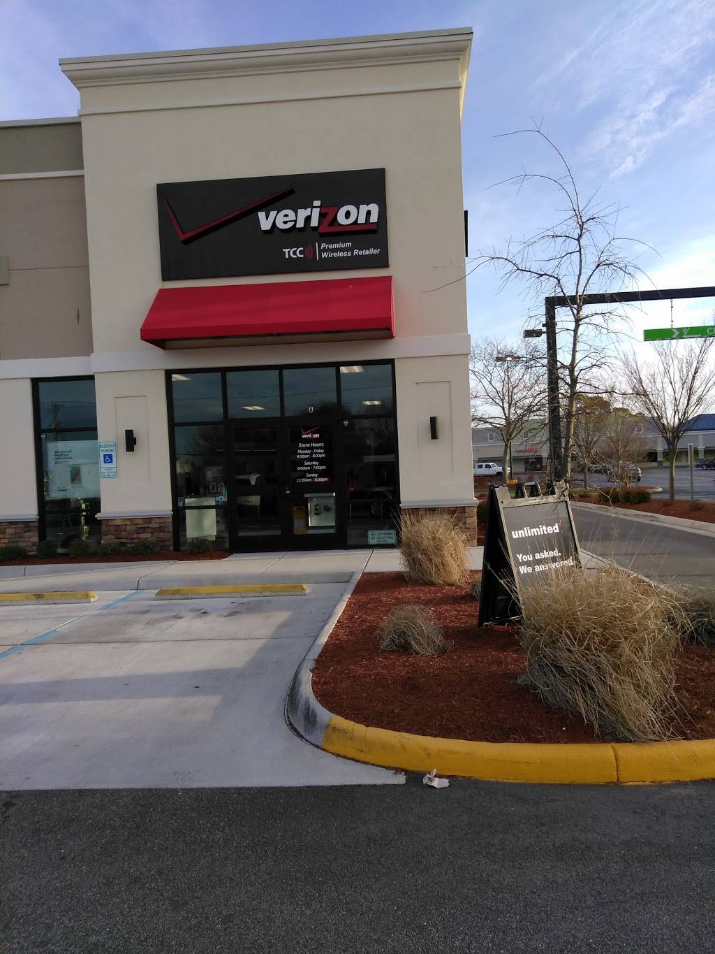 Verizon Authorized Retailer - Wireless Zone | 4231 E Little Creek Rd Suite A, Norfolk, VA 23518, USA | Phone: (757) 588-6050