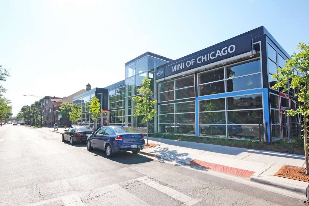 MINI of Chicago | 1111 W Diversey Pkwy, Chicago, IL 60614, USA | Phone: (773) 969-5700