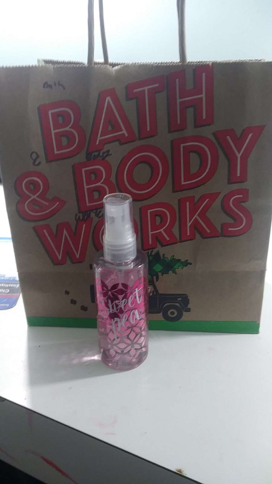 Bath & Body Works | 371 Putnam Pike, Greenville, RI 02828, USA | Phone: (401) 232-2254