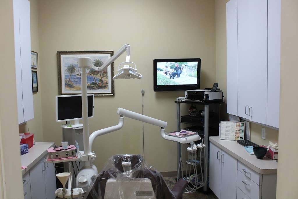 Dr. Mark C. Roberts, D.D.S. Family Dentistry | 6025 Warner Ave, Huntington Beach, CA 92647, USA | Phone: (714) 847-0100