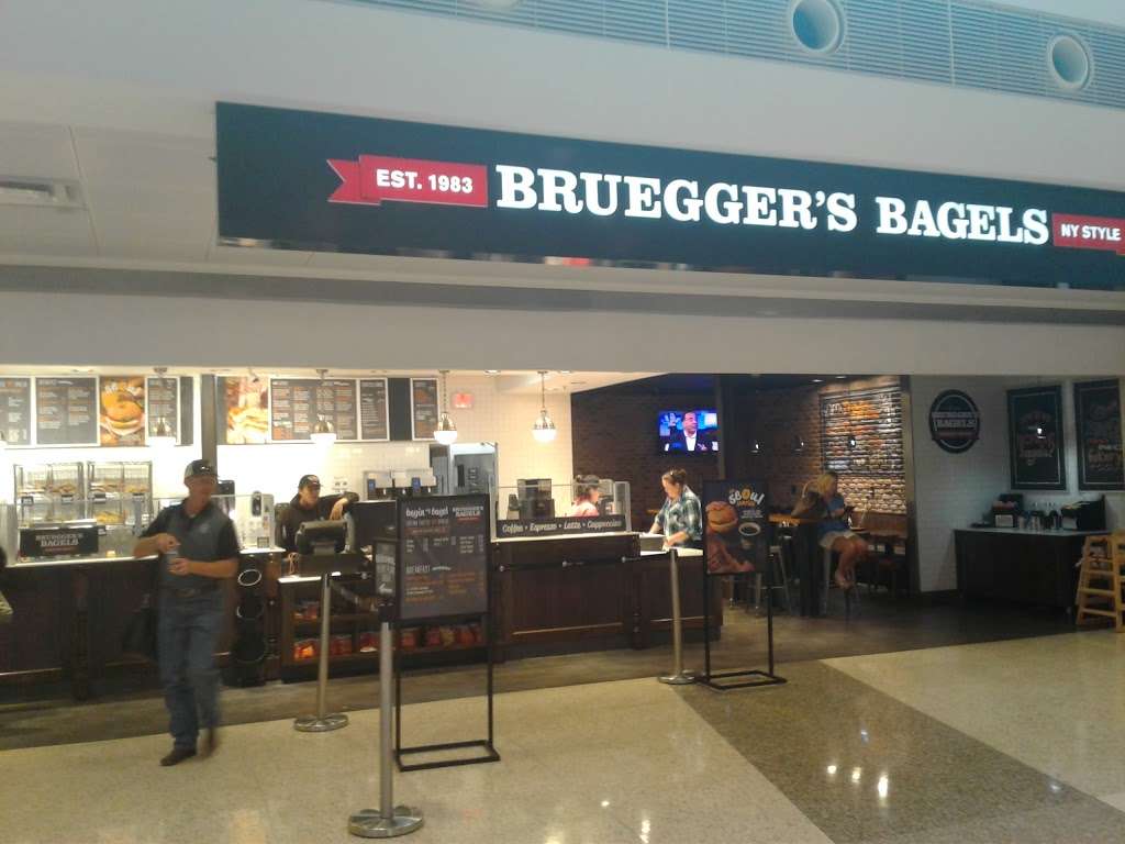 Brueggers Bagels | 8008 Cedar Springs Road LB 16, Dallas, TX 75235, USA | Phone: (972) 629-9255