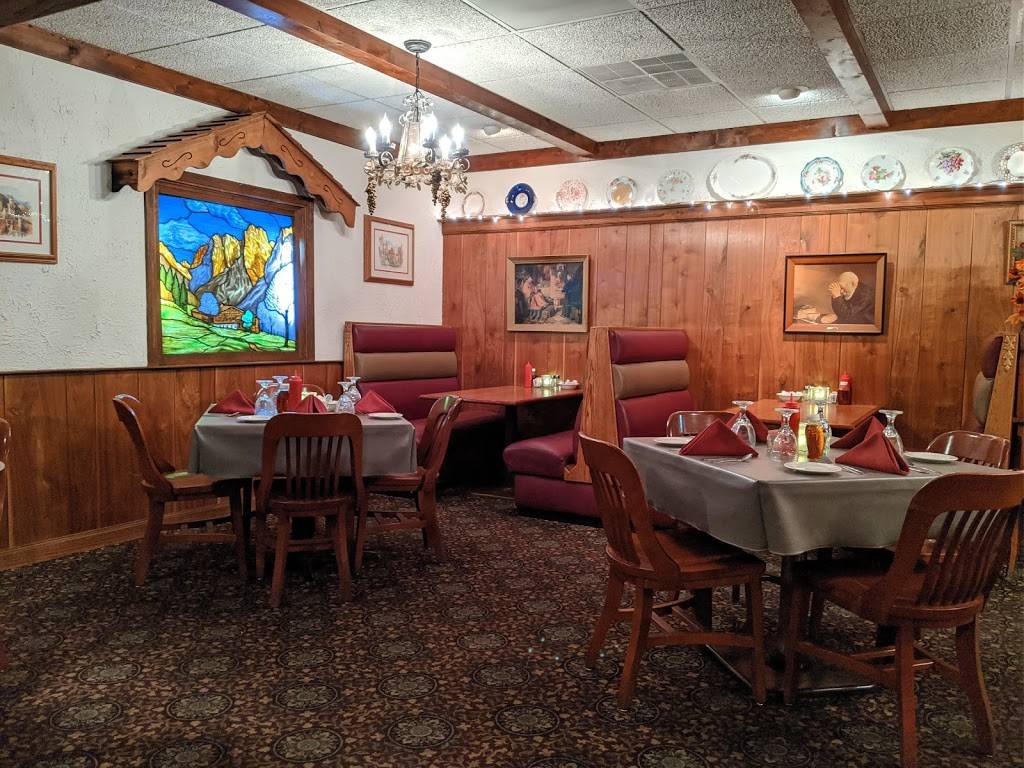 Dorf Haus Supper Club | 8931 County Hwy Y, Sauk City, WI 53583 | Phone: (608) 643-3980