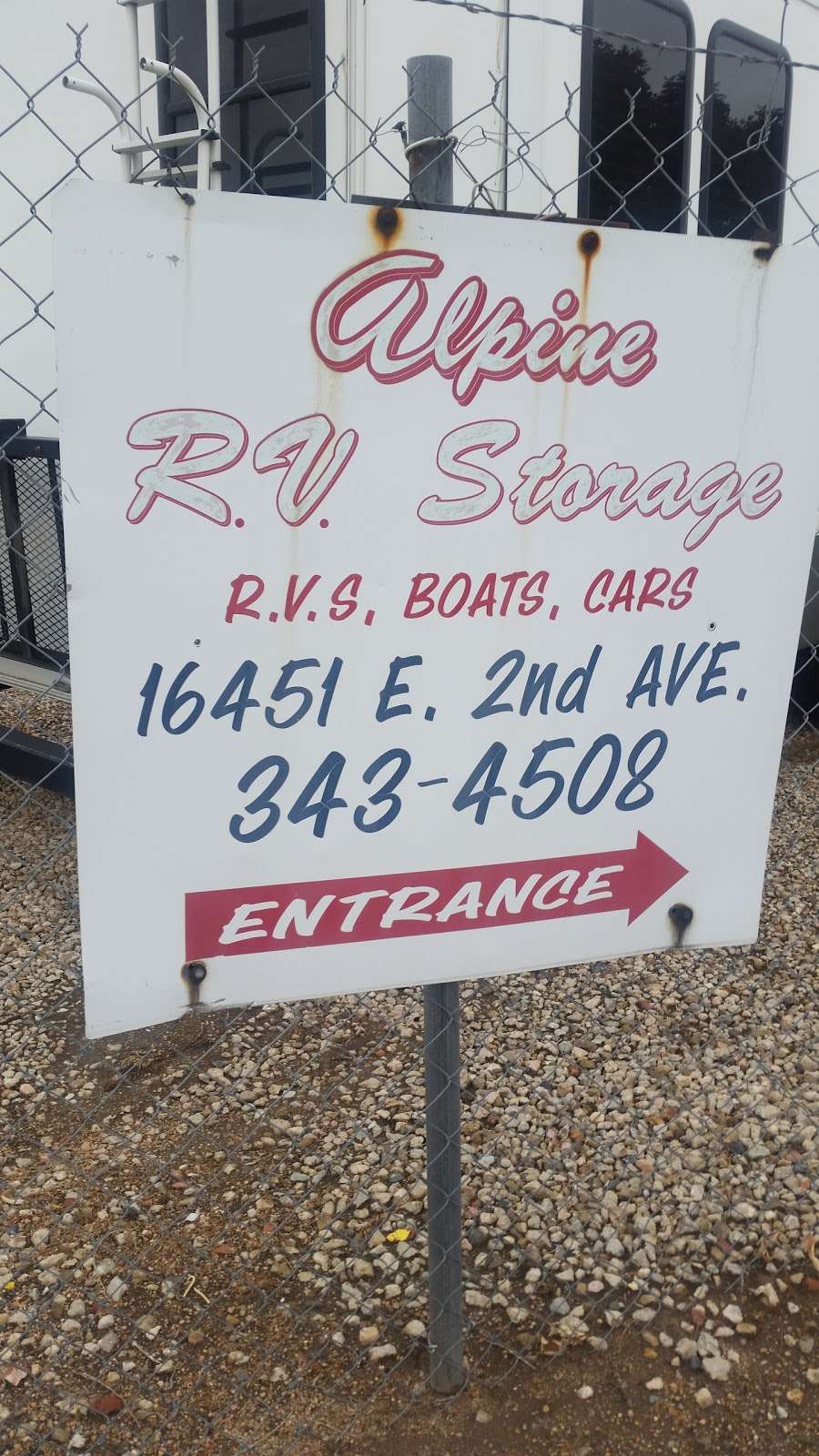 Alpine RV & Boat Storage | 16451 E 2nd Ave, Aurora, CO 80011 | Phone: (303) 343-4508