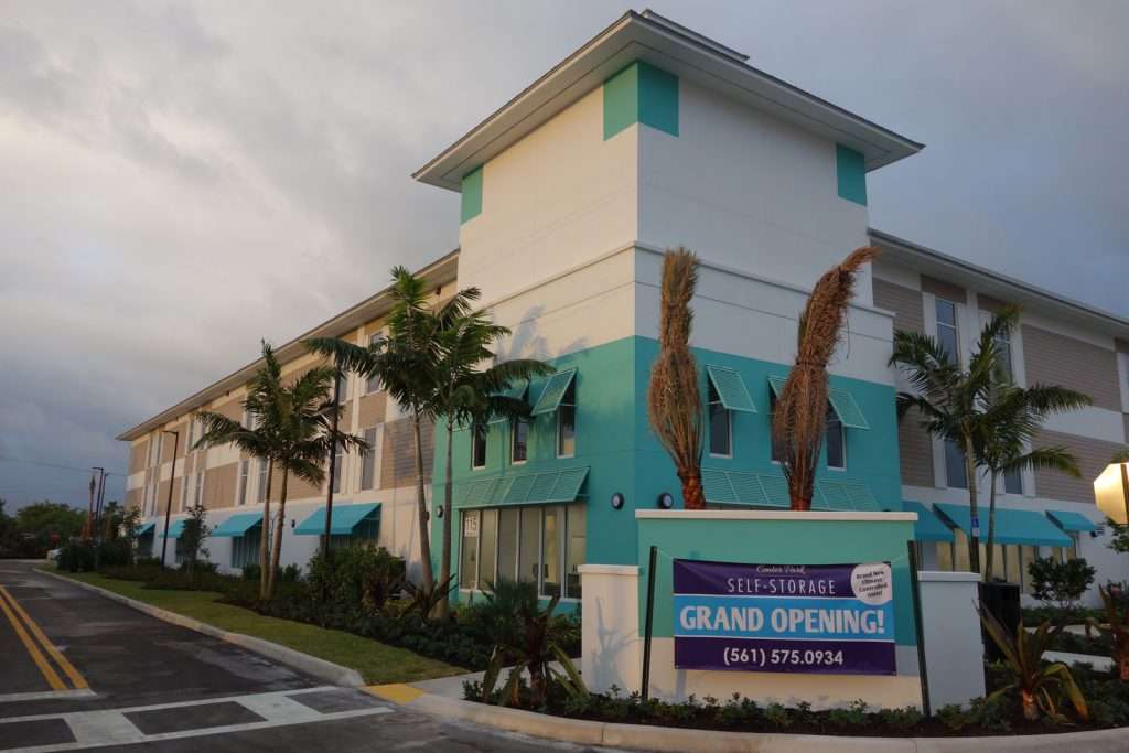 Center Park Storage | 115 Banyan, Jupiter, FL 33458, USA | Phone: (561) 575-0934