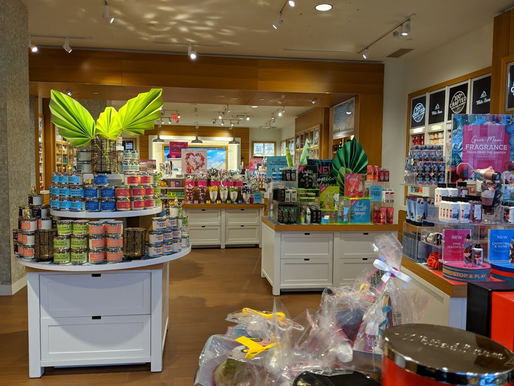 Bath & Body Works | 189 Crocker Park Blvd, Westlake, OH 44145, USA | Phone: (440) 250-8790