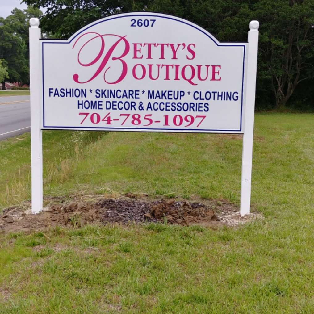 Bettys Boutique | 2607 S Cannon Blvd, Kannapolis, NC 28083, USA | Phone: (704) 785-1097