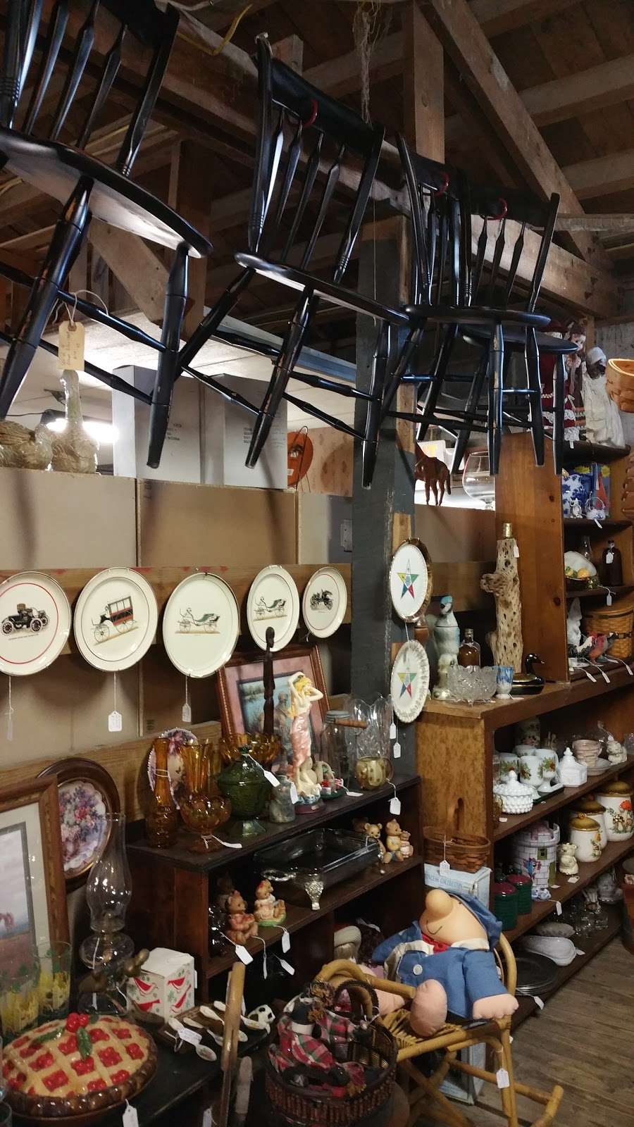 Marketplace Antiques & Collectibles LLC | 12440 Sussex Hwy, Greenwood, DE 19950, USA | Phone: (302) 349-5400