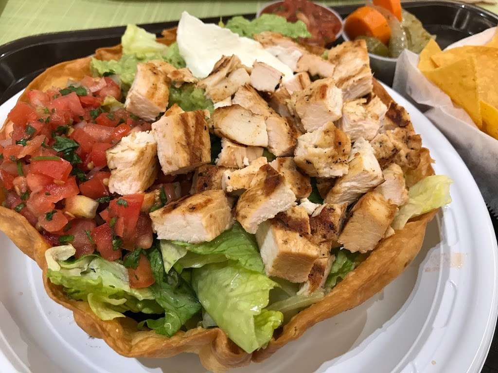 Zona Fresca | 150 Quakerbridge Mall, Lawrence Township, NJ 08648, USA | Phone: (609) 799-0200