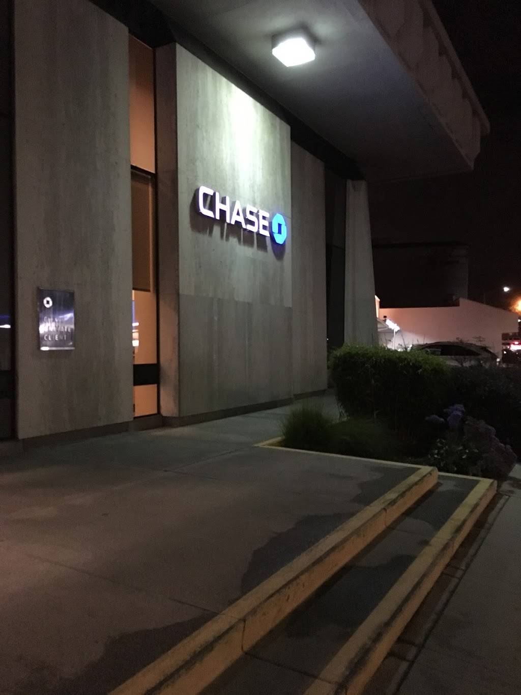 Chase Bank | 1600 S Pacific Coast Hwy, Redondo Beach, CA 90277, USA | Phone: (310) 316-0778