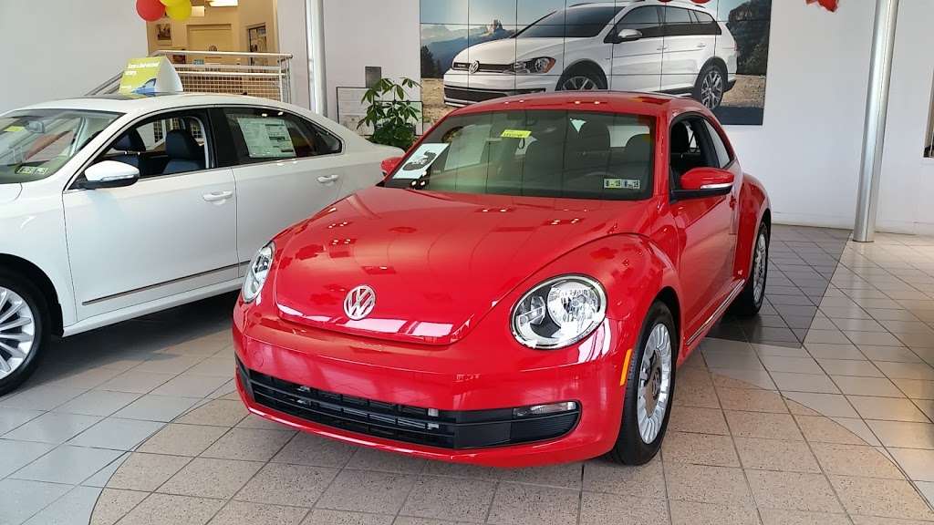 Volkswagen of Newtown Square | 4940 West Chester Pike, Edgmont, PA 19028, USA | Phone: (484) 787-0070