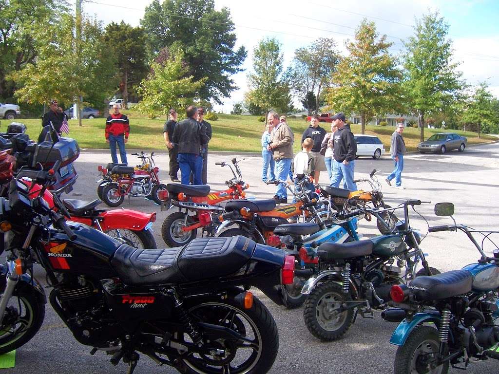 Dells Powersports, Inc. | 3105 US-40, Blue Springs, MO 64015, USA | Phone: (816) 229-0300