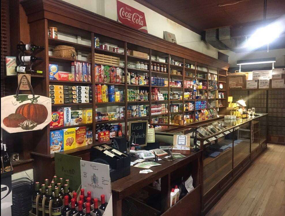 Philomont General Store | 36550 Jeb Stuart Rd, Philomont, VA 20131 | Phone: (540) 338-5792