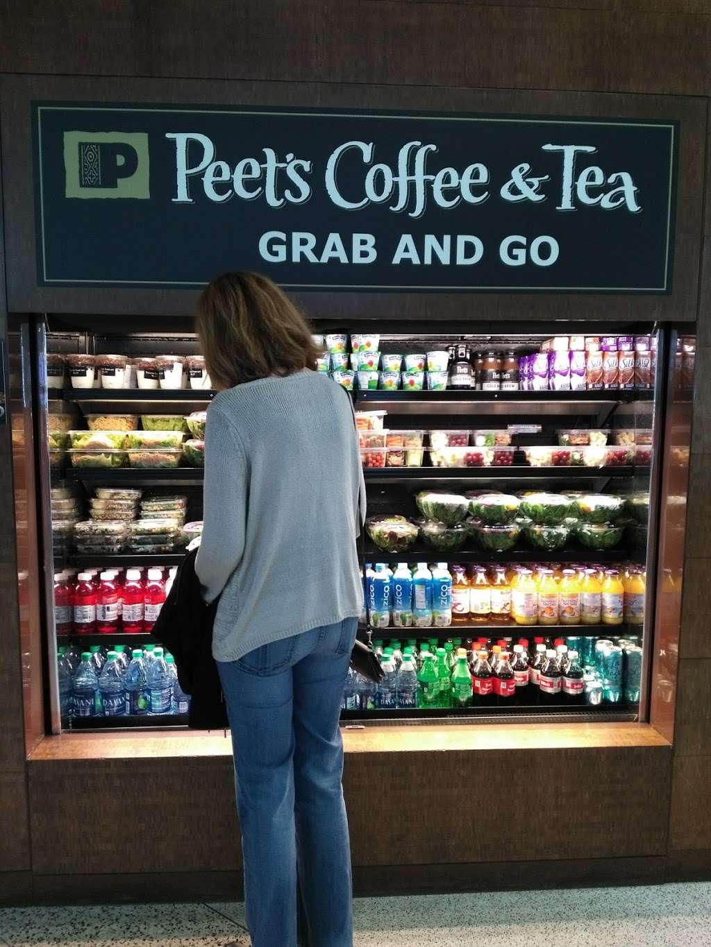 Peets Coffee | Terminal 2, San Francisco International Airport, San Francisco, CA 94128, USA