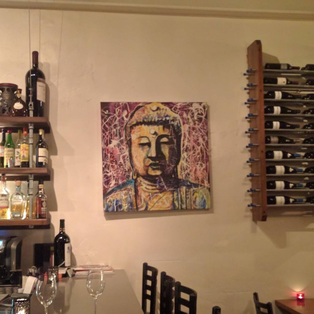 Neighbors Wine Bar | 2202 Kearney St, Denver, CO 80022, USA | Phone: (303) 333-1149