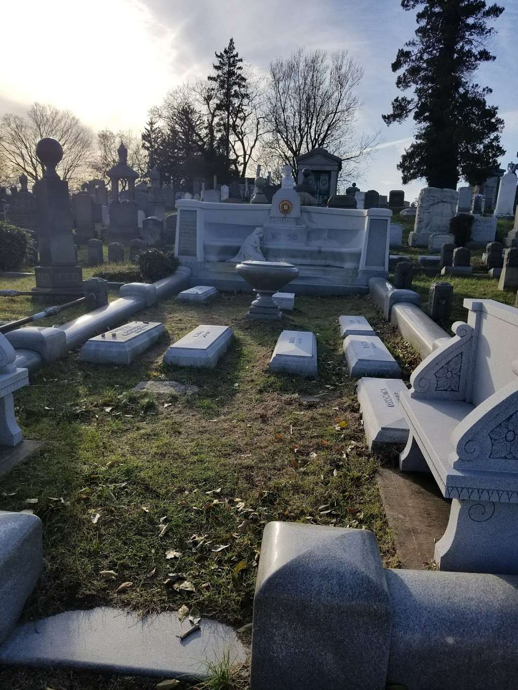 Machpelah Cemetery | 8230 Cypress Hills St, Ridgewood, NY 11385 | Phone: (718) 366-5959