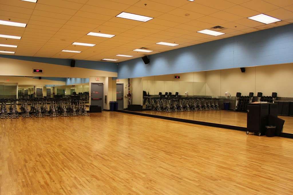 24 Hour Fitness | 40396 Murrieta Hot Springs Rd, Murrieta, CA 92563, USA | Phone: (951) 304-2053