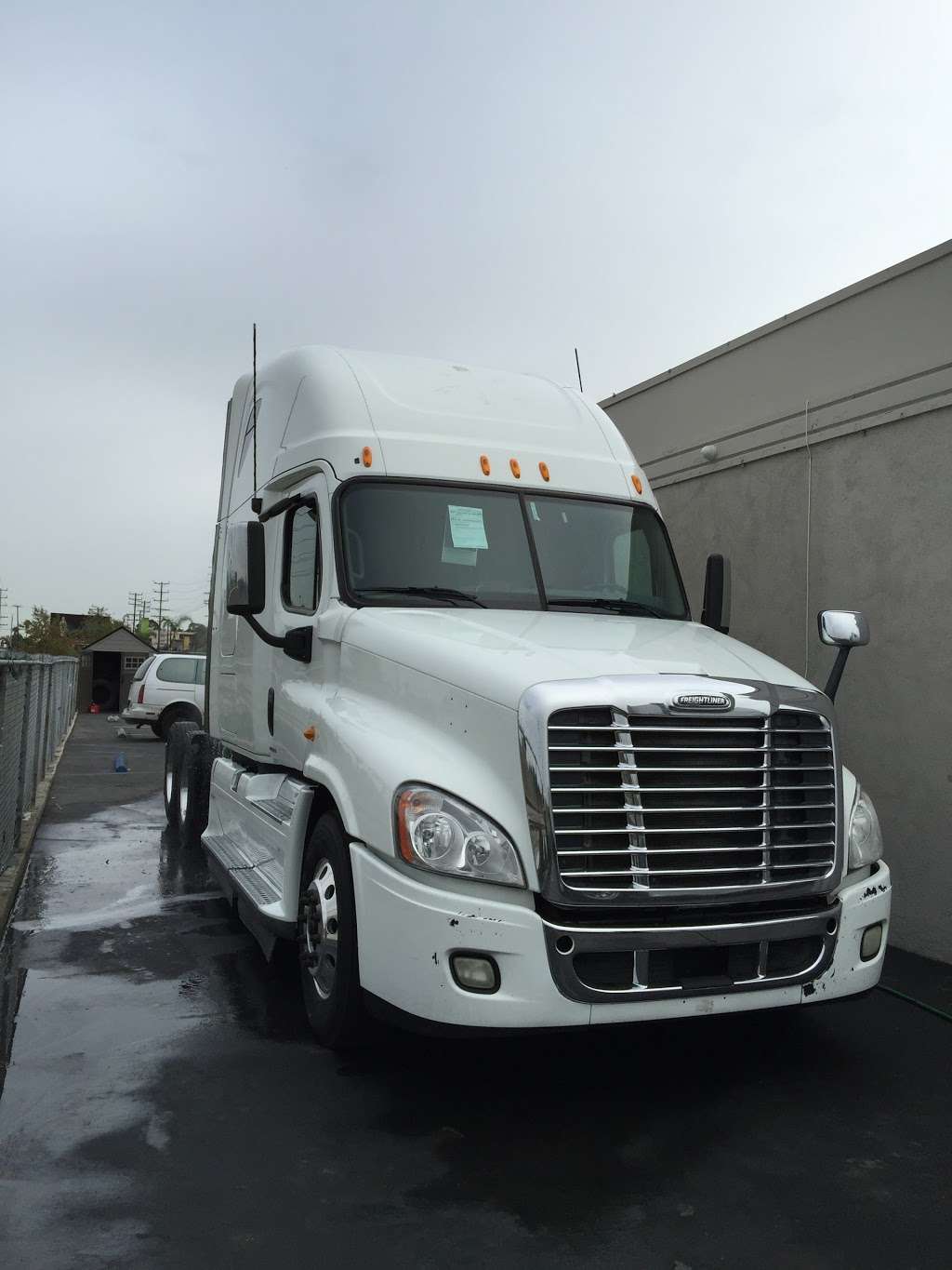 Portside Truck Sales | 1002 N Pacific Ave, San Pedro, CA 90731 | Phone: (424) 477-5003