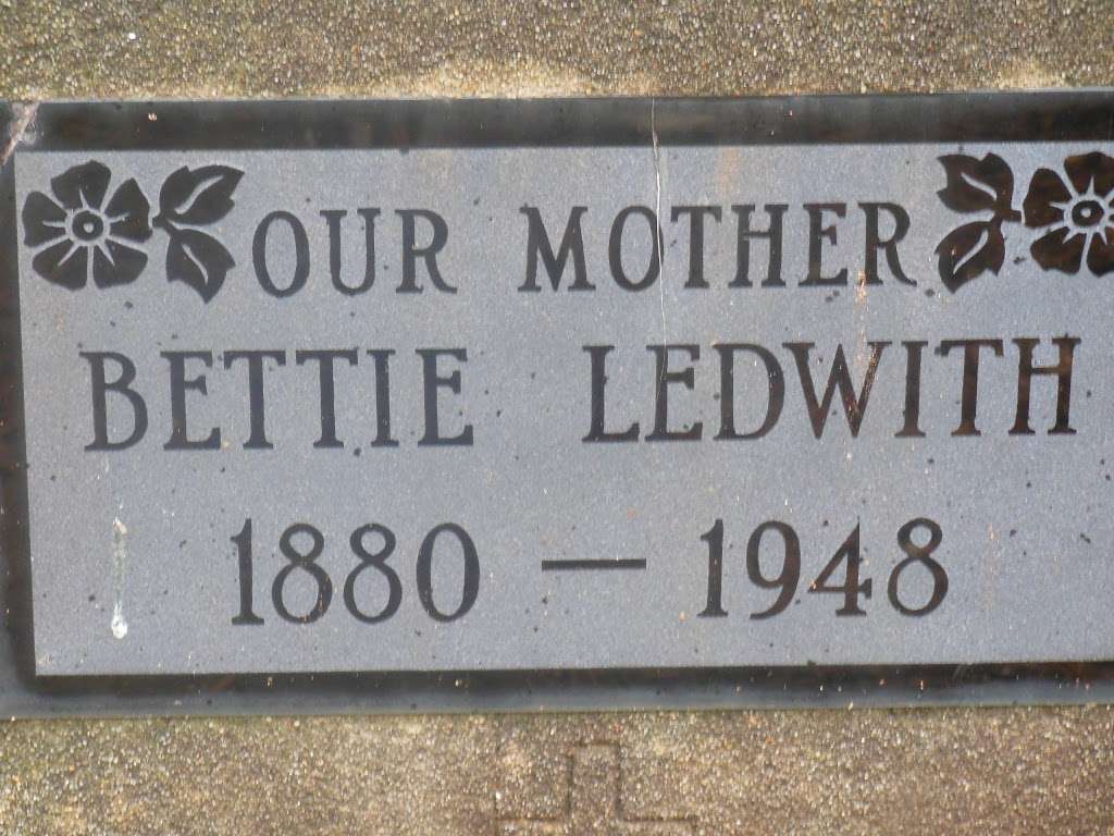 Lewis Cemetery | Willis, TX 77378, USA