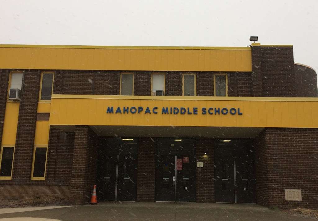 Mahopac Middle School | 425 Baldwin Place Rd, Mahopac, NY 10541, USA | Phone: (845) 621-1330