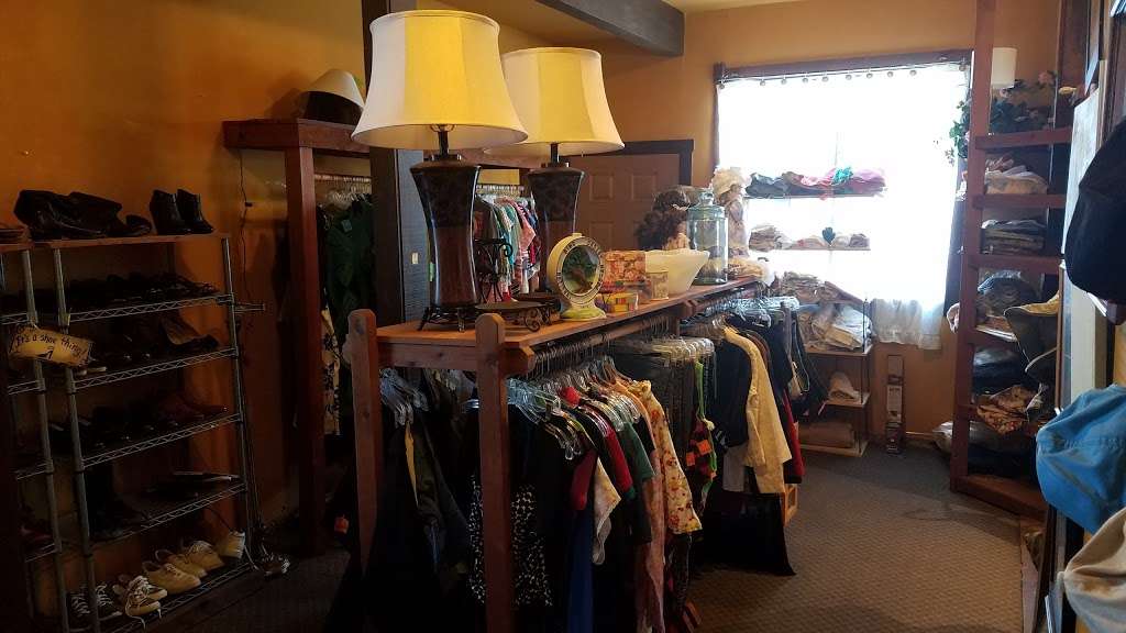 South Coast Childrens Services Thrift Shop | 2041 Pescadero Creek Rd, Pescadero, CA 94060, USA | Phone: (650) 879-9613