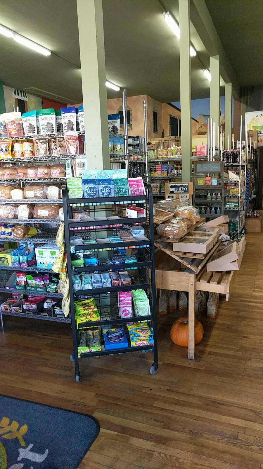 St Vrain Market, Deli & Bakery | 455 Main St, Lyons, CO 80540, USA | Phone: (303) 823-5225