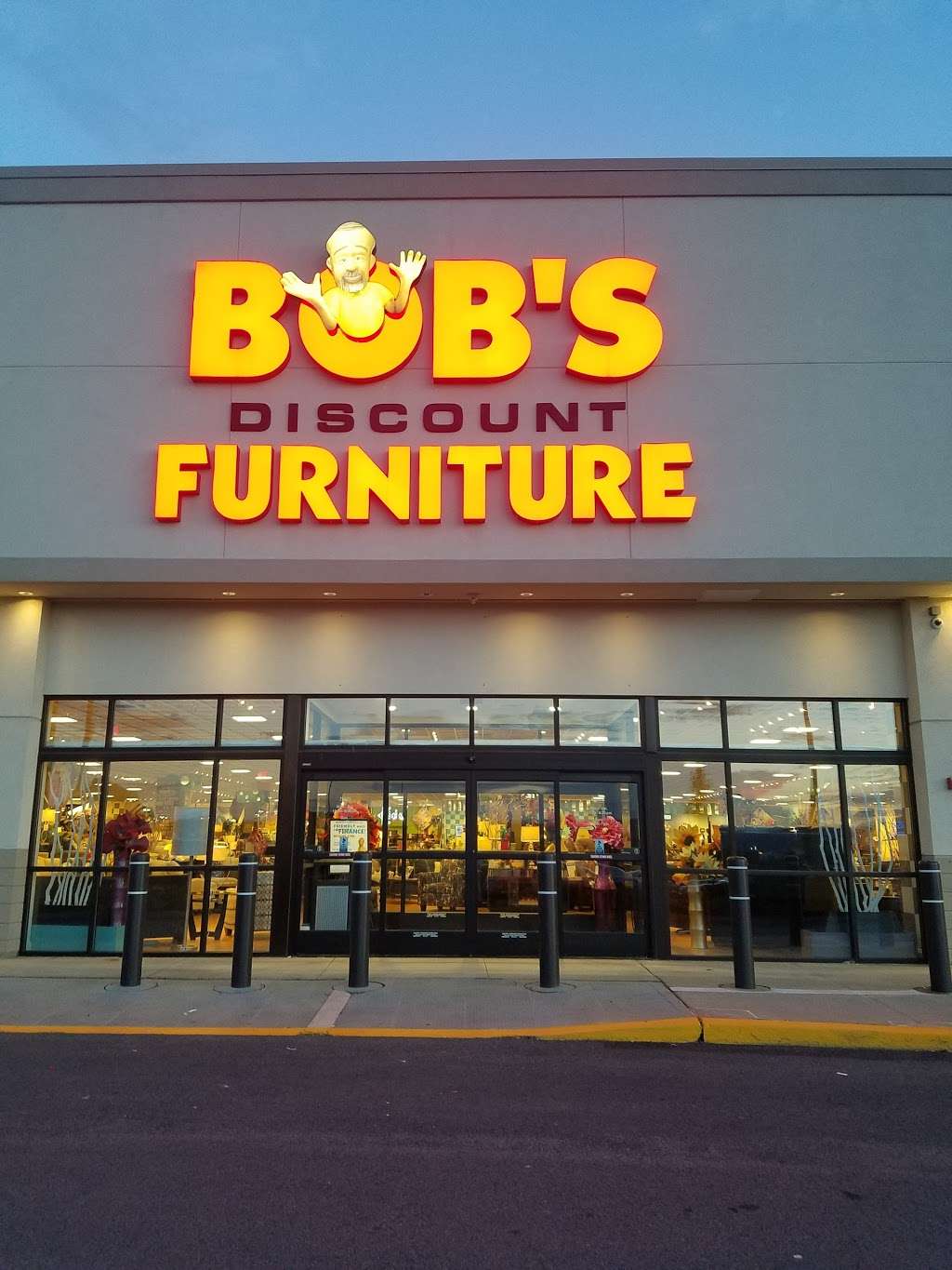 Bob’s Discount Furniture and Mattress Store | 3420 Wilkes Barre Twp Commons, Wilkes-Barre Township, PA 18702, USA | Phone: (570) 704-4320