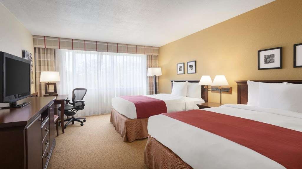 Country Inn & Suites by Radisson, Sunnyvale, CA | 1300 Chesapeake Terrace, Sunnyvale, CA 94089, USA | Phone: (408) 747-0999