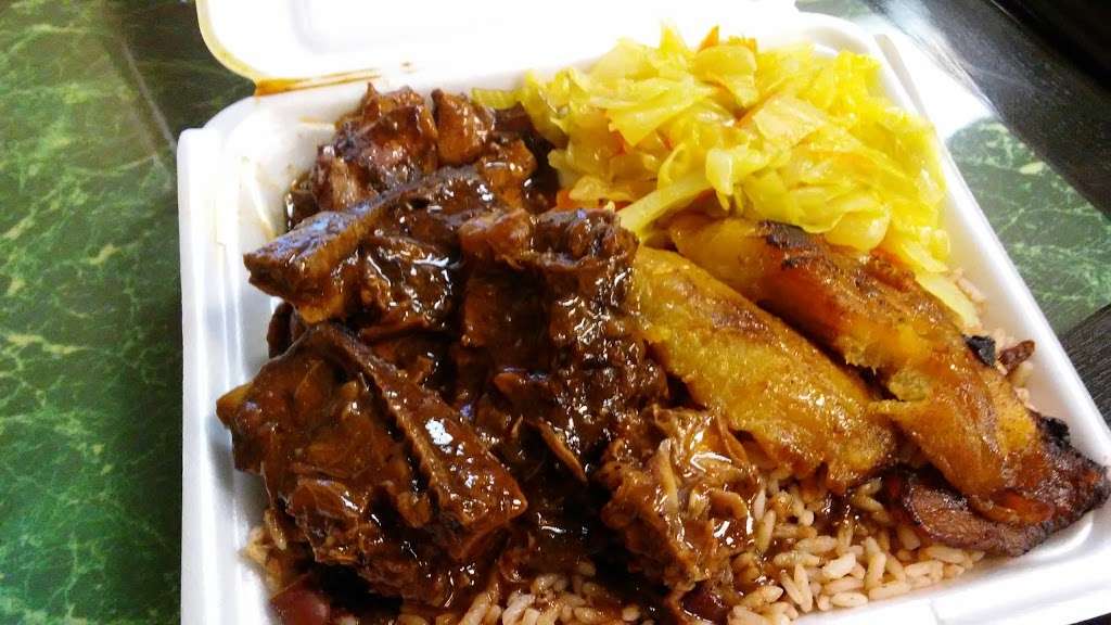 Reggae Riddim Jamaican Restaurant LLC. | 819 S Orange Blossom Trail, Apopka, FL 32703, USA | Phone: (407) 814-3880