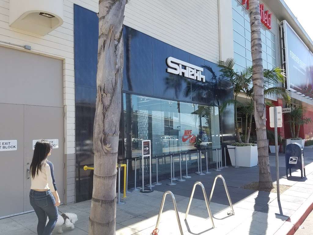 Shiekh | 6000 Sepulveda Boulevard Westfield, Mall, Culver City, CA 90230, USA | Phone: (310) 391-2184