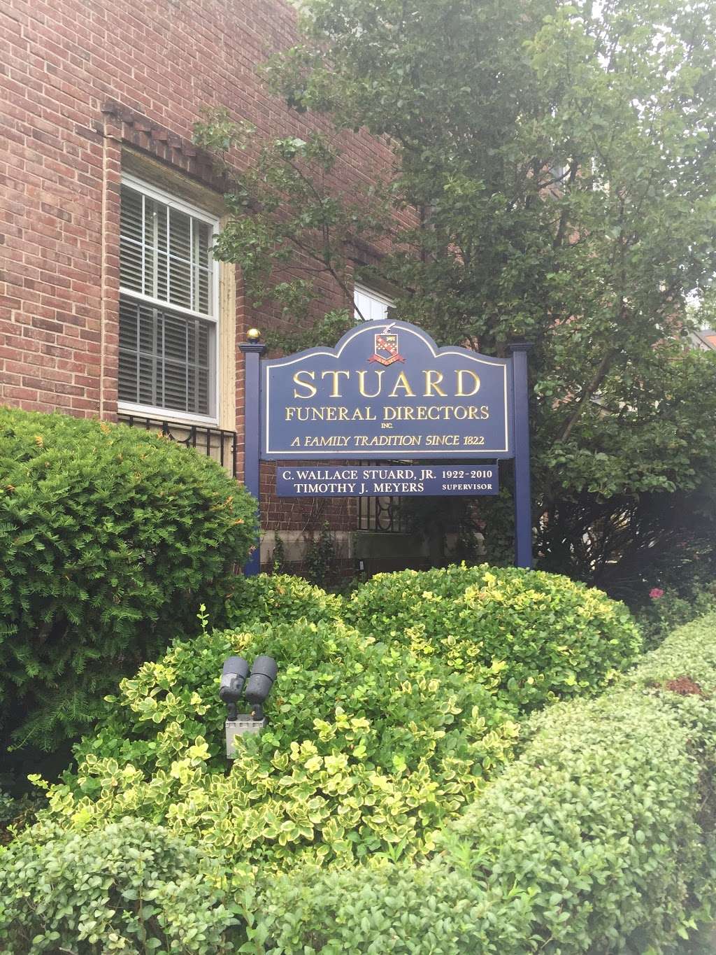 Stuard Funeral Directors Inc | 209 N Newtown Street Rd, Newtown Square, PA 19073, USA | Phone: (610) 649-0243