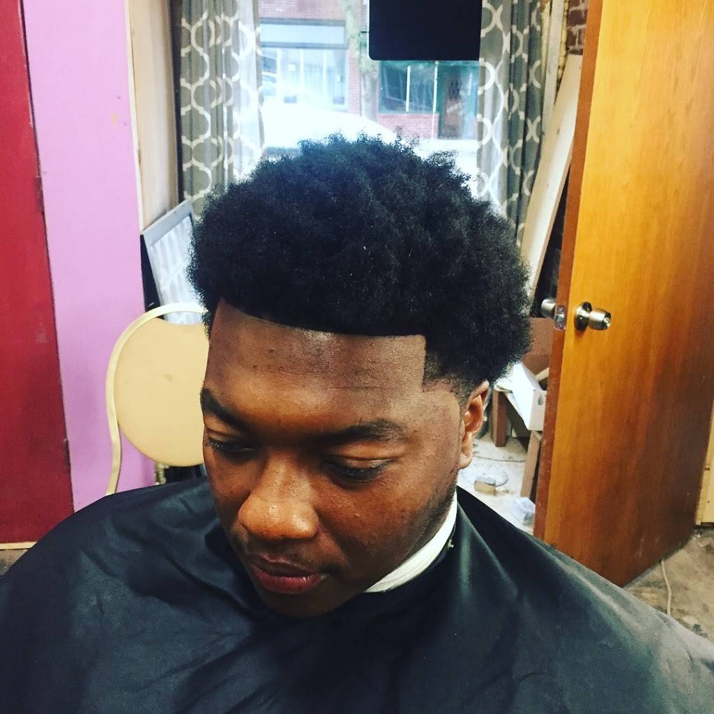 The mix up barbers and bakery | 1104 E 43rd St, Kansas City, MO 64110 | Phone: (816) 301-0295