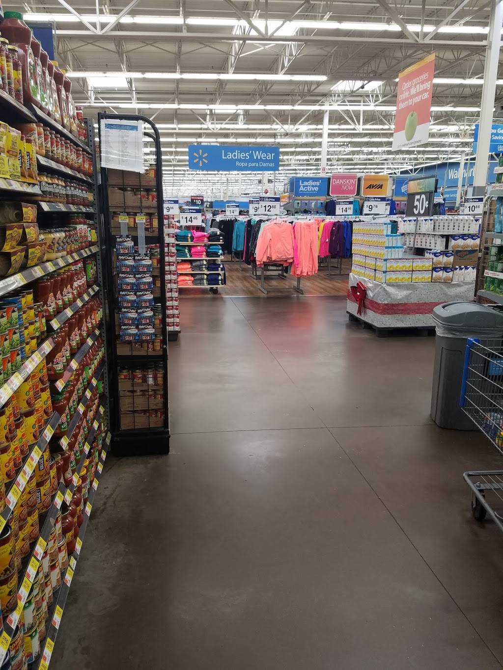 Shopping at Walmart Supercenter on Goldenrod Road in Orlando Florida -  Store 3782 