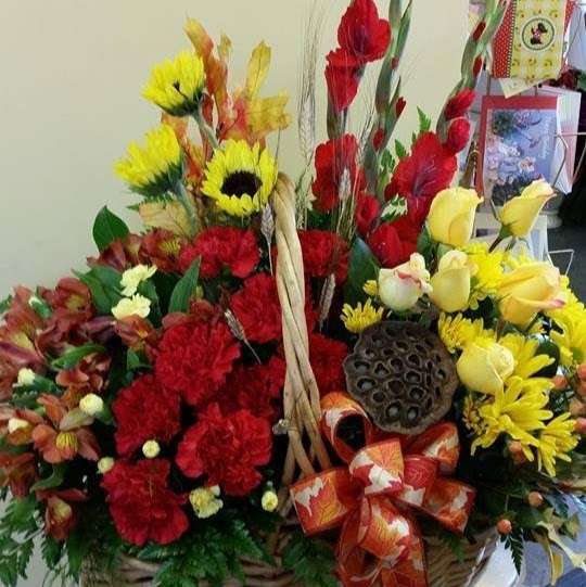 Miss Bee Haven Florist | 1302 Monmouth Rd, Mt Holly, NJ 08060, USA | Phone: (609) 261-2900