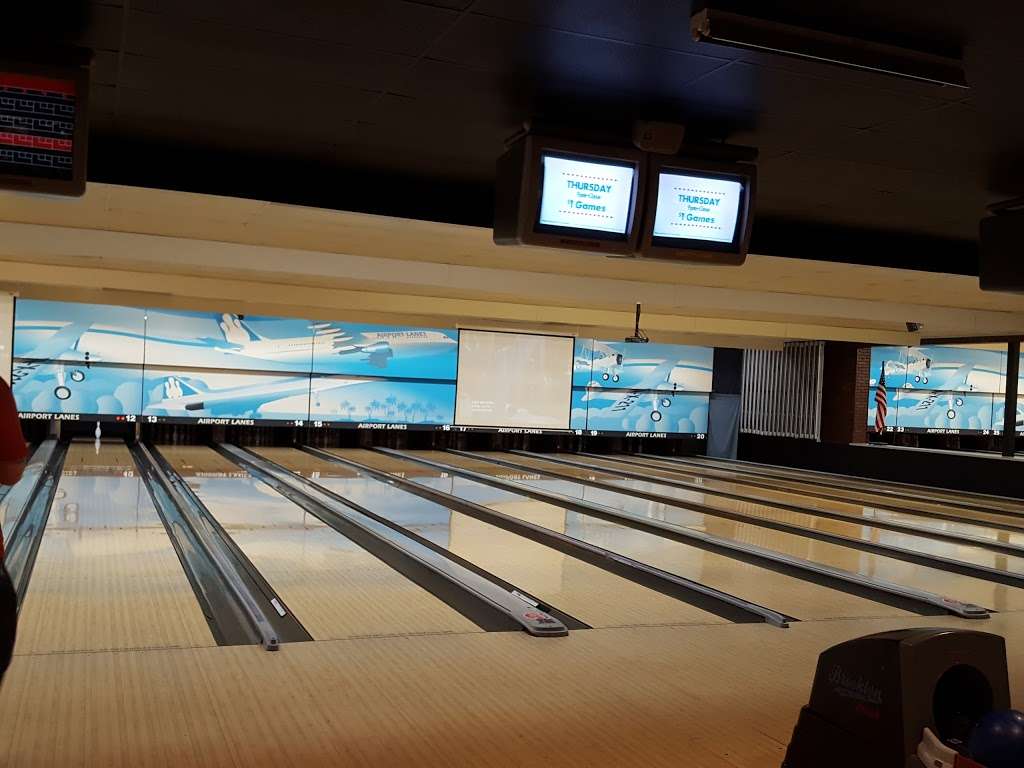 Airport Lanes | 190 E Airport Blvd, Sanford, FL 32773 | Phone: (407) 324-2129