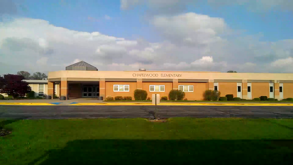Chapelwood Elementary School | 1129 N Girls School Rd, Indianapolis, IN 46214, USA | Phone: (317) 988-6400
