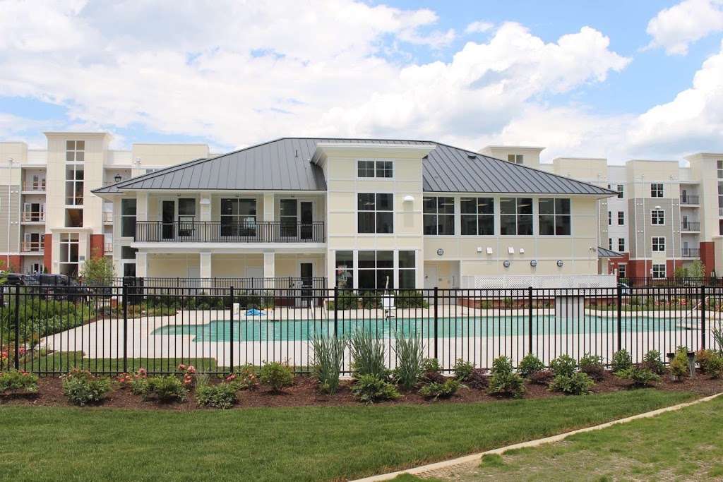 Aquia Fifteen Apartments at Towne Center | 15 Town Square Circle, Stafford, VA 22554, USA | Phone: (866) 871-9901