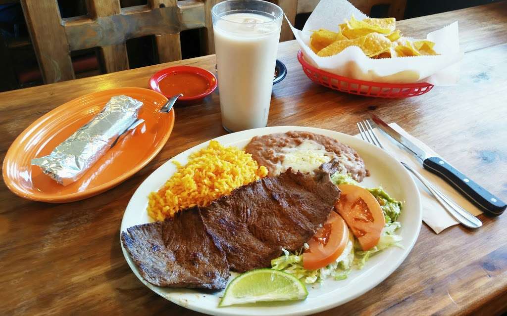 Taqueria Arandas | 7901 State Ave, Kansas City, KS 66112 | Phone: (913) 299-8512