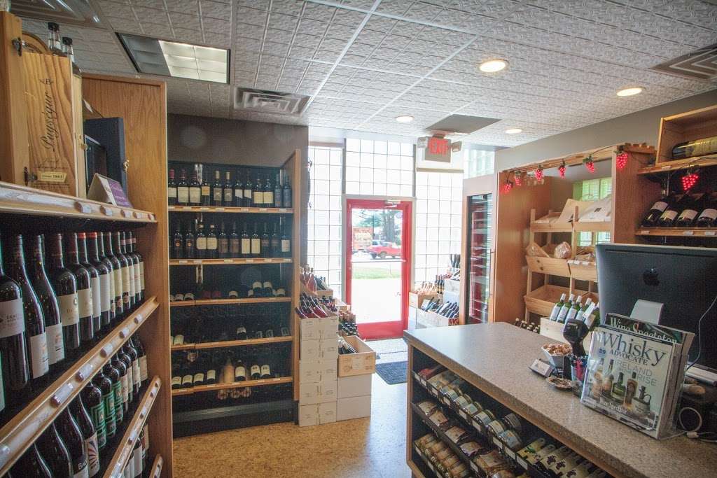 Tewksbury Fine Wine & Spirits | 1 Old Turnpike Rd, Oldwick, NJ 08858, USA | Phone: (908) 439-0007