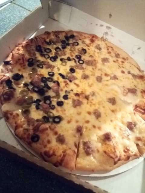 Planet Pizza | 1802 S Bloomington St, Streator, IL 61364 | Phone: (815) 673-3200