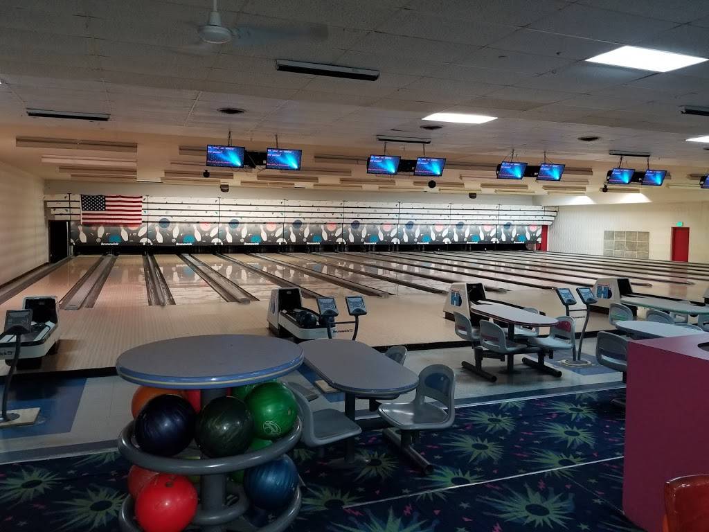 Holiday Bowl Fun Center | 4321 Bessemer Super Hwy, Bessemer, AL 35020, USA | Phone: (205) 800-7254