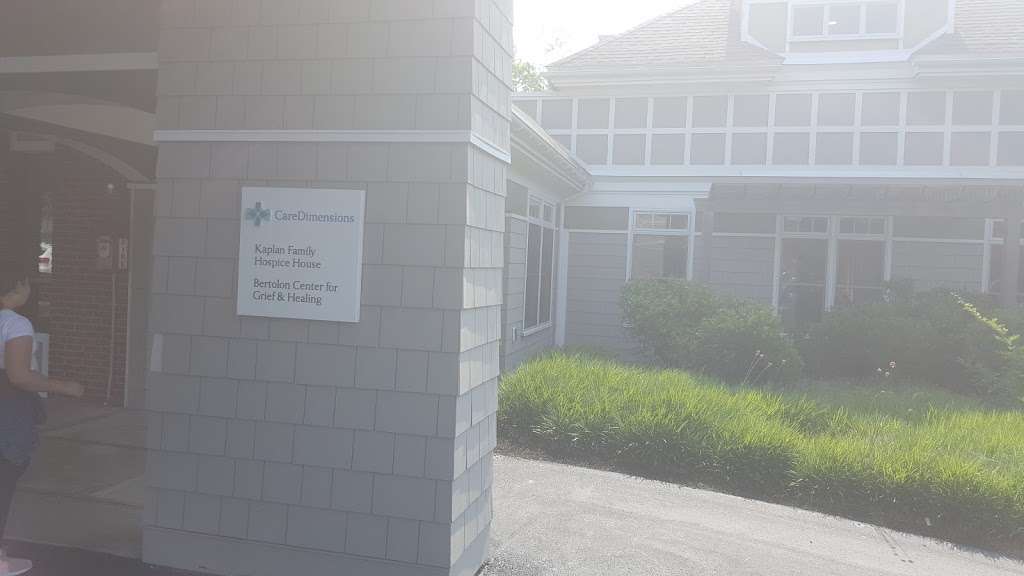 Kaplan Family Hospice House | 78 Liberty St, Danvers, MA 01923, USA | Phone: (978) 774-7566
