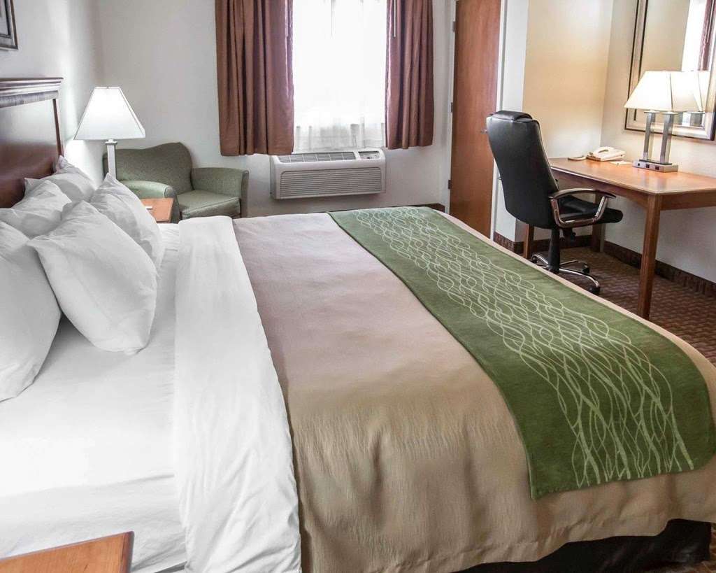 Comfort Inn | 3550 E 181st Ave, Hebron, IN 46341, USA | Phone: (219) 690-1619